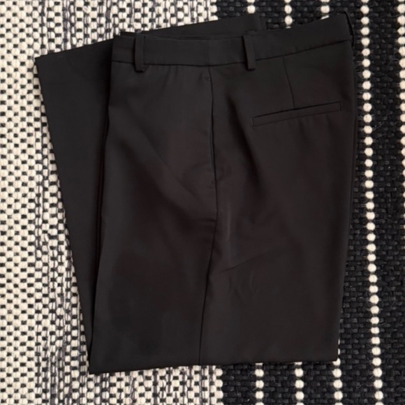 H&M Wide Leg Twill Dress Pants Ankle Black Size 8 Pre-Loved - Picture 4 of 5